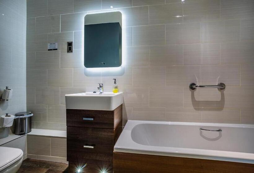 اتاق سوپریور, The Castle Hotel, Conwy, North Wales