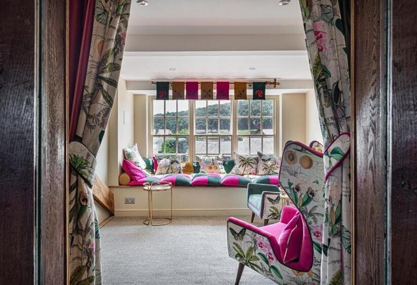 سوییت لوکس, The Castle Hotel, Conwy, North Wales