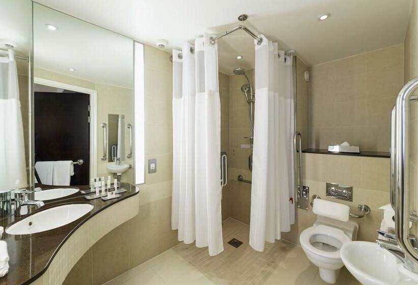 Номер Стандарт Адаптированный для Инвалидов, Doubletree By Hilton London Heathrow Airport