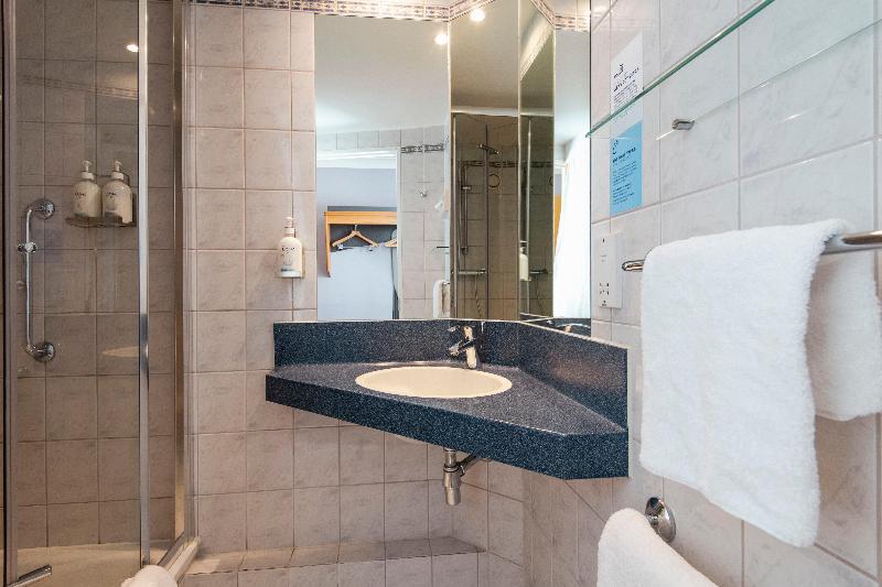 Номер Стандарт, Holiday Inn Express Stafford, An Ihg