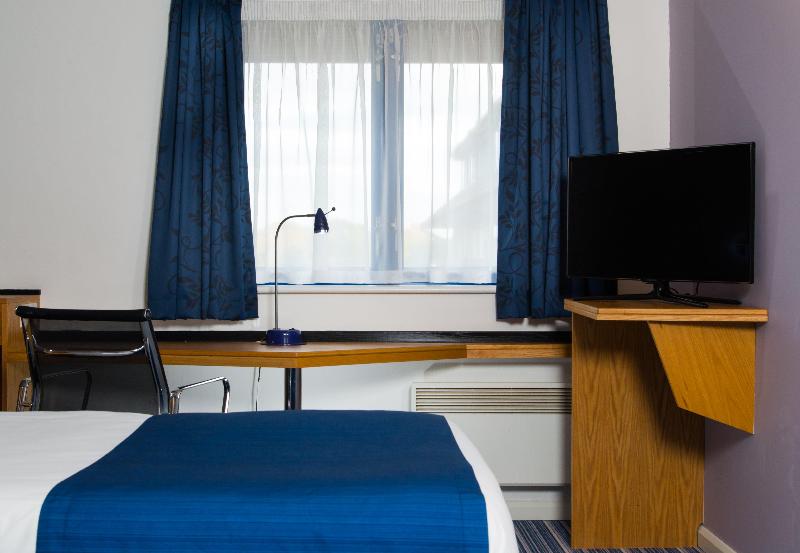 Номер Стандарт, Holiday Inn Express Stafford, An Ihg