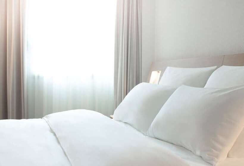 חדר סטנדרט, Novotel Manchester West