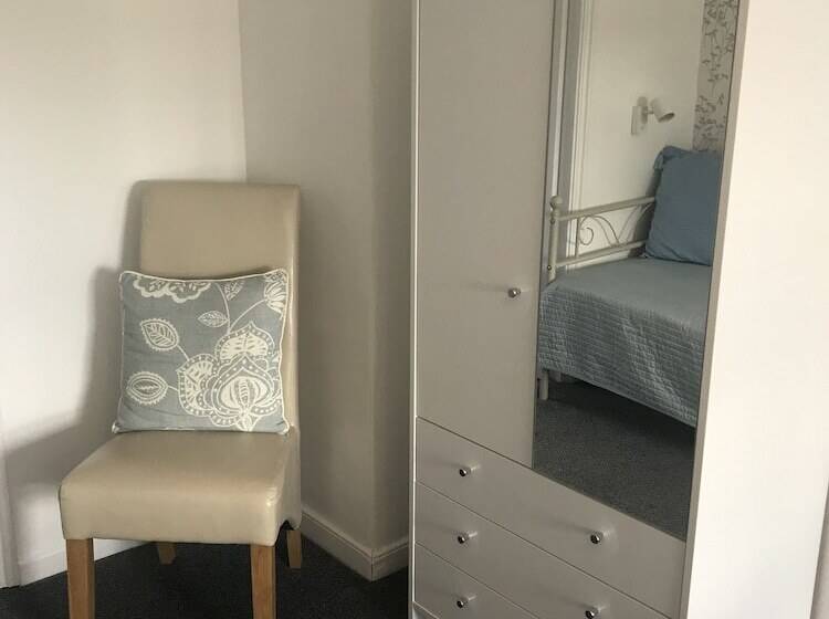 Номер Стандарт, Rooms At The Highcliffe