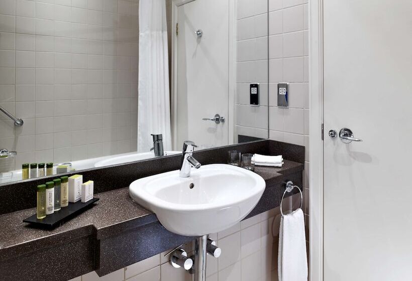Номер Стандарт, Doubletree By Hilton Hotel Sheffield Park