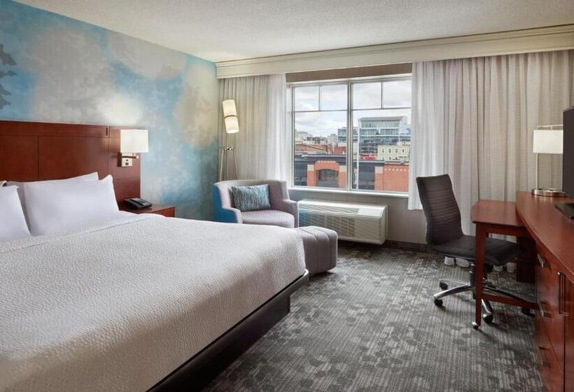 キングサイズベッドのスタンダードルーム, Courtyard By Marriott Ottawa Downtown