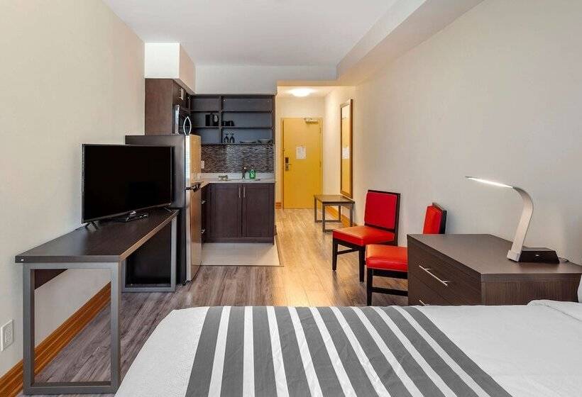 Номер Стандарт, Surestay Plus Hotel By Best Western Kincardine