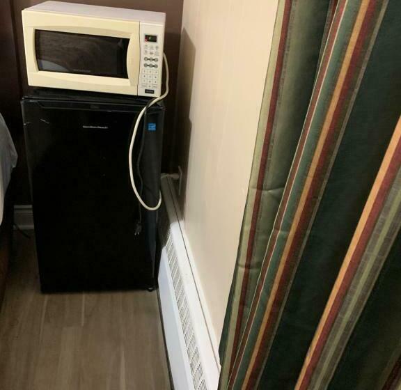 스탠다드 룸 더블 침대 2개, Rogers Motel