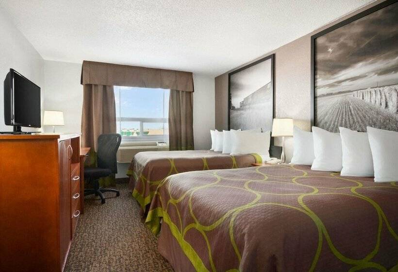Номер Стандарт 2 Двуспальные Кровати, Super 8 By Wyndham Regina