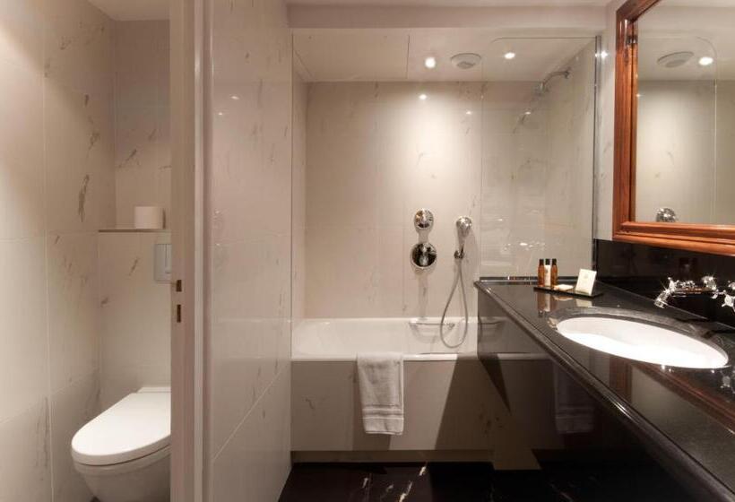 Номер Deluxe, Left Bank Saintgermain