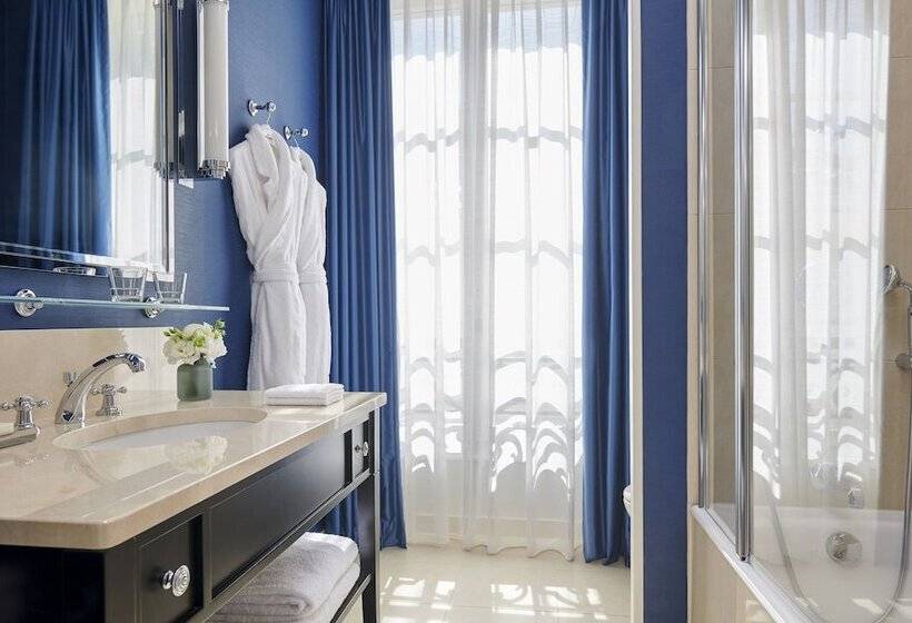 Chambre Club, Intercontinental Paris Le Grand, An Ihg