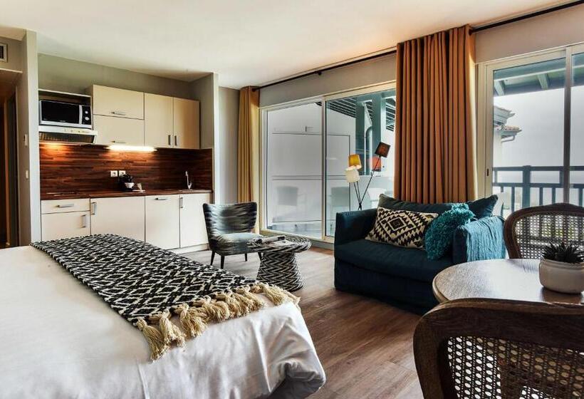 Семейное Студио, Hôtel Et Résidence La Réserve