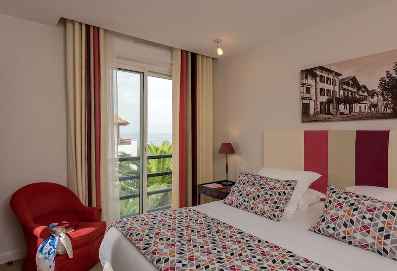 Номер Клуб, Hôtel Et Résidence La Réserve