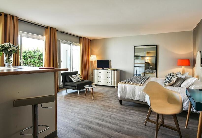 Семейное Студио, Hôtel Et Résidence La Réserve