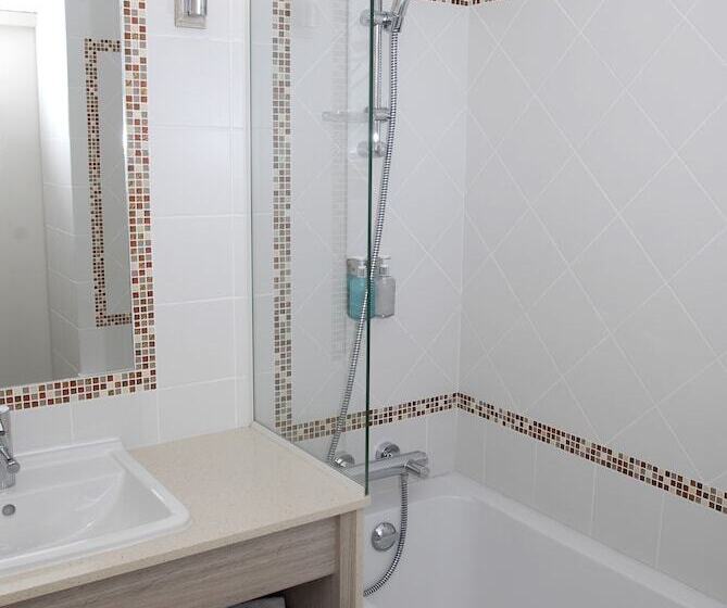 Номер Стандарт, Hôtel Et Résidence La Réserve