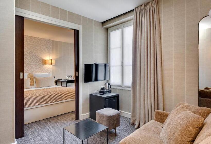 اتاق استاندارد سه نفره, Le Senat
