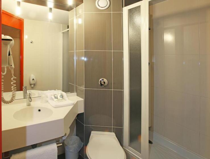 Семейный Номер, Inn Design Poitiers Sud