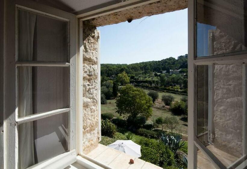 디럭스 룸, Le Manoir De L étang