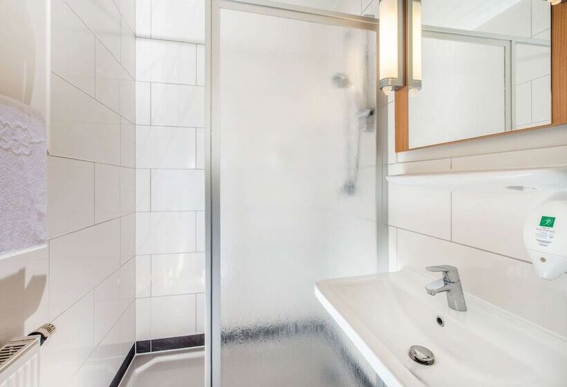 Номер Стандарт, Ibis Kassel Melsungen