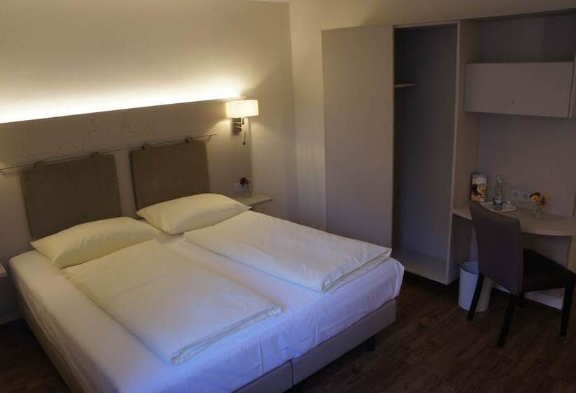 スタンダードルーム, Stadthotel Engel
