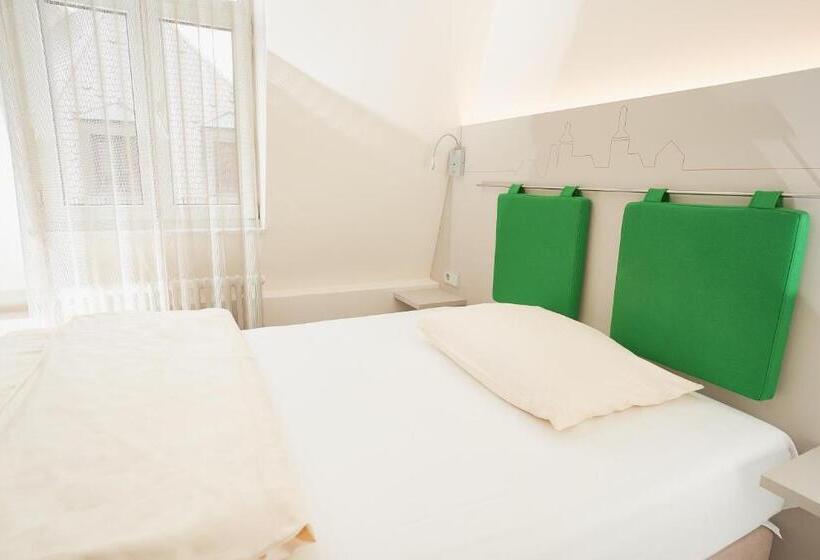 스탠다드 트리플 룸, Stadthotel Engel