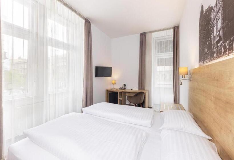 Номер Стандарт, City Hotel Ring