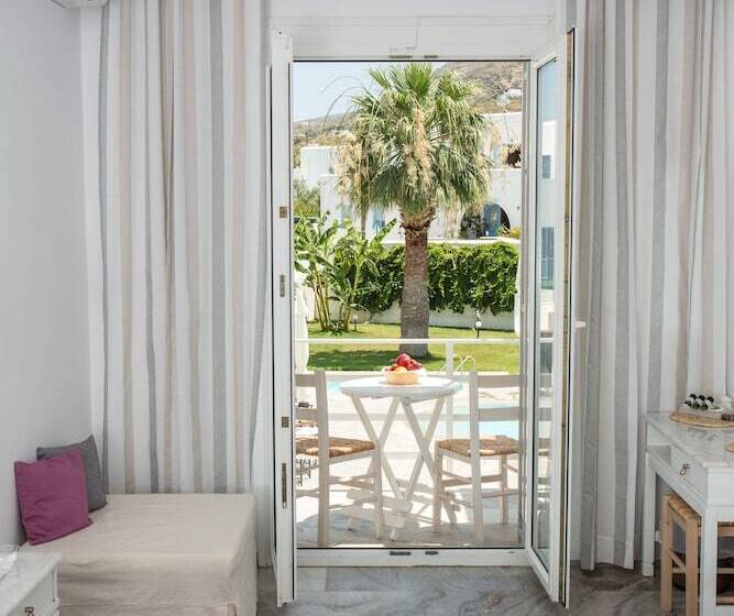 带泳池观景的豪华房, Polos Hotel Paros