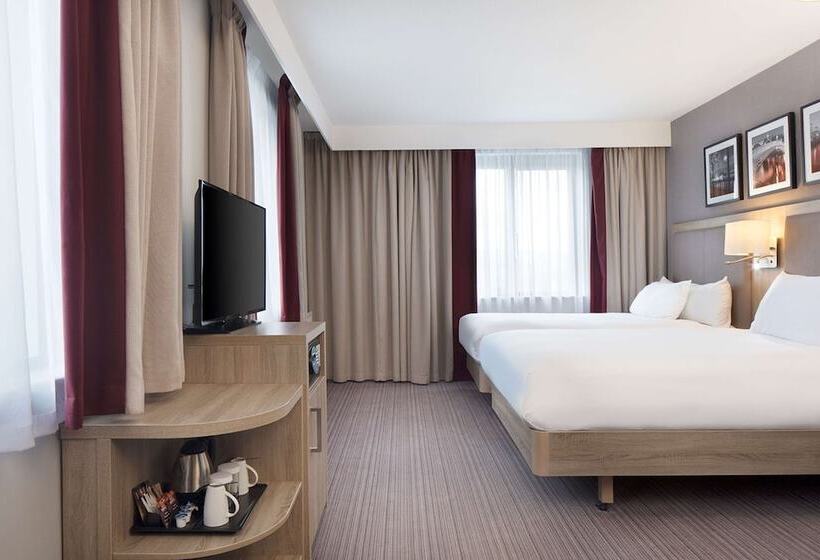 스탠다드 룸, Hilton Garden Inn Dublin City Centre