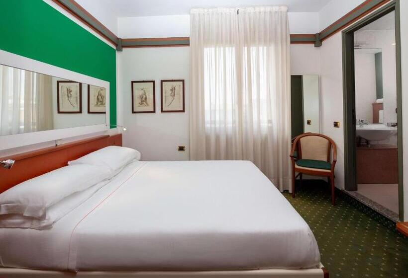 Номер Классика Кровать Кинг, Jet Hotel, Sure Hotel Collection By Best Western