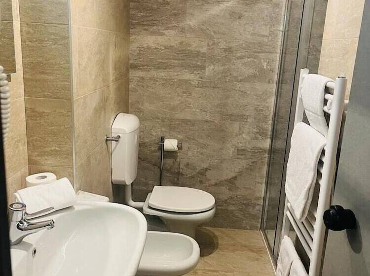 Классический Номер, Green Hotel Motel