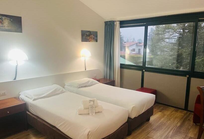 Классический Номер, Green Hotel Motel