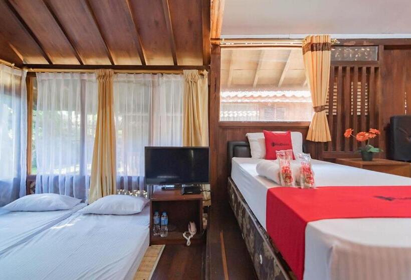 Семейный Номер, Reddoorz Near Kampung Gajah 2