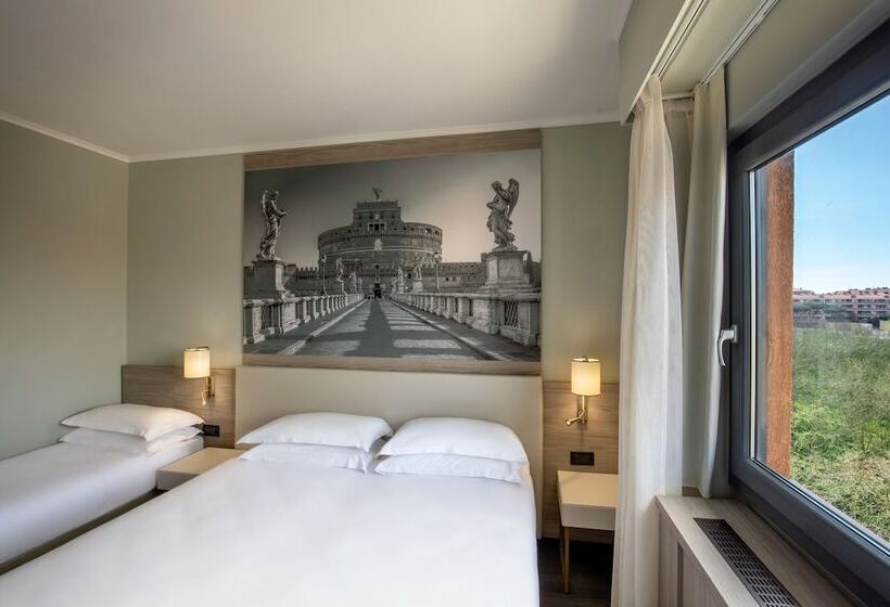Standard Triple Room, Marc Aurelio