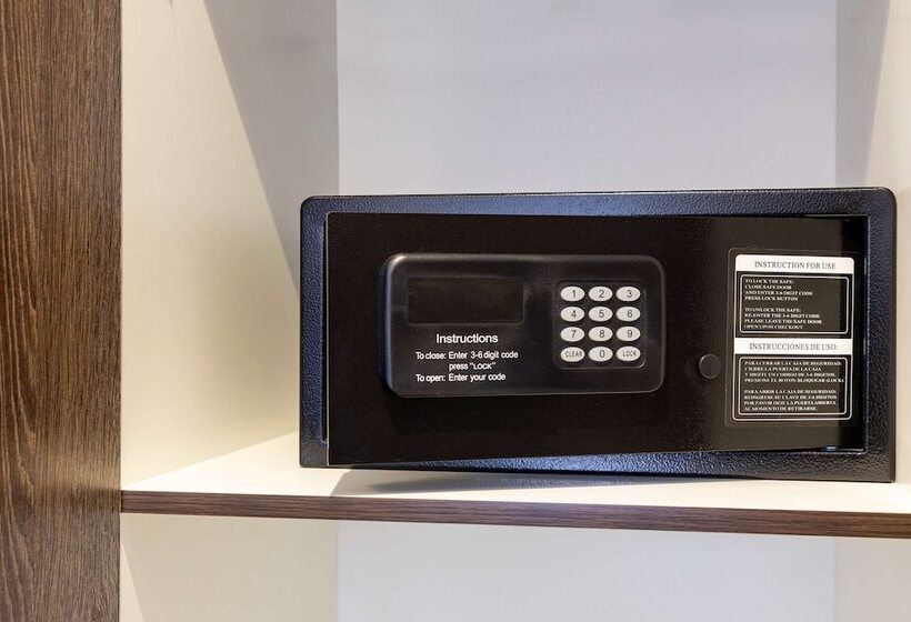 اتاق سوپریور, Nobile Hotel Estación Central