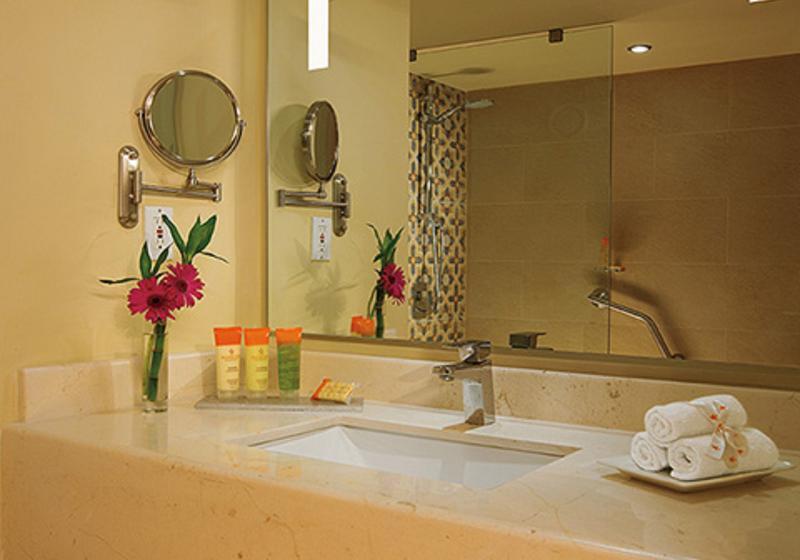 Семейный Номер Deluxe, Sunscape Puerto Vallarta Resort
