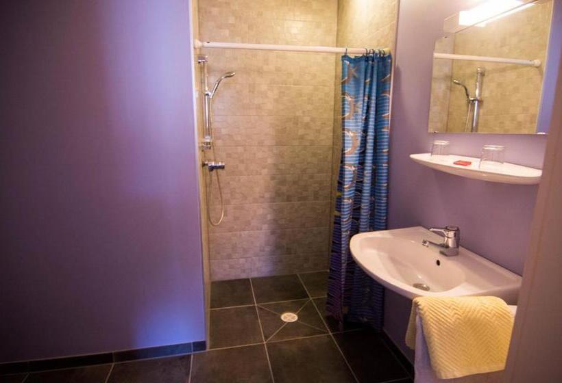 Номер Стандарт, Hôtel De Bâle
