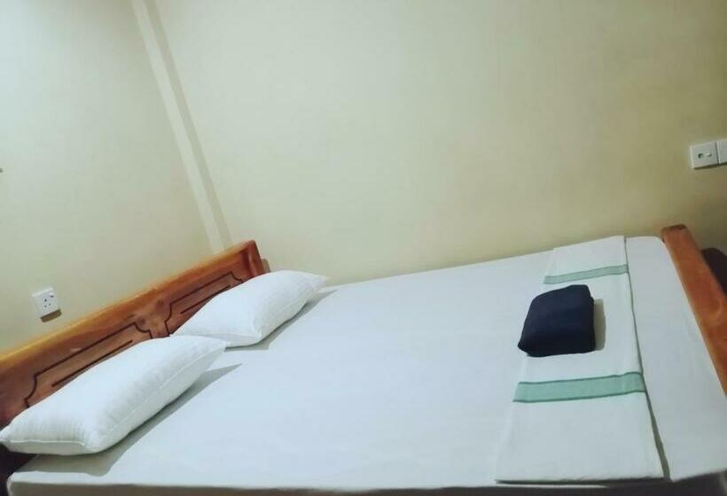 Номер Стандарт Трехместный, Viveka Inn Guest And Yala Safari