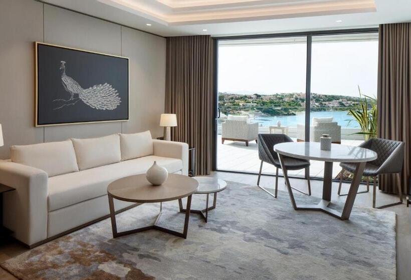 Люкс Кровать Кинг, Reges, A Luxury Collection Resort & Spa, Cesme