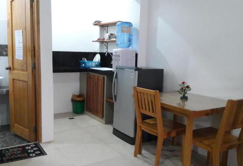 스탠다드 스튜디오, Stanley House Seaview Apartments