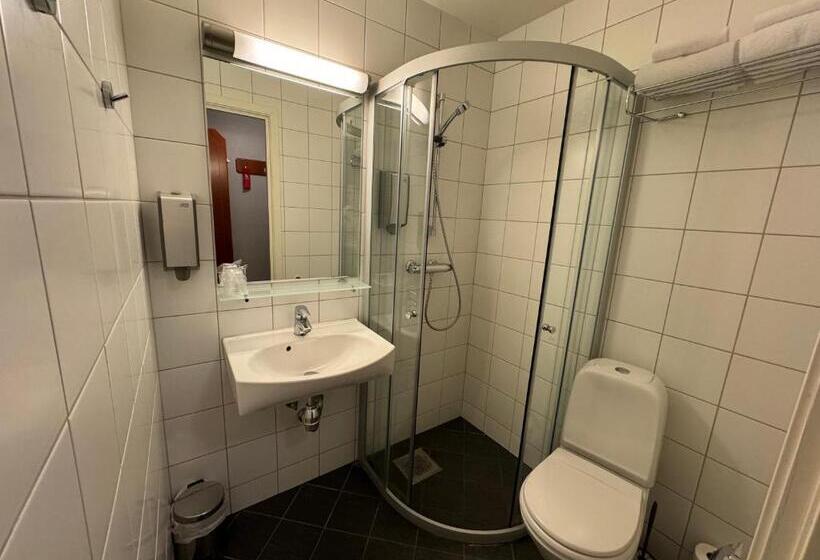 اتاق استاندارد, Notodden