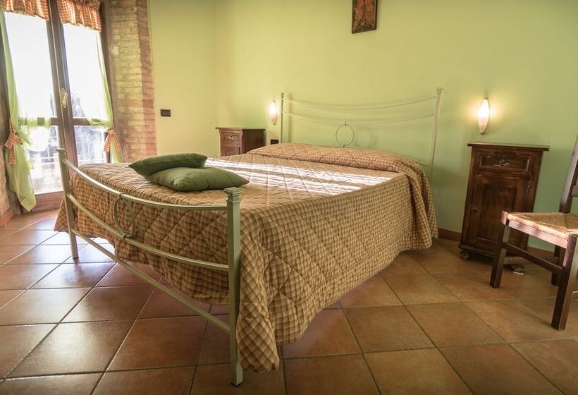 클래식 룸 더블 침대, Agriturismo Il Giardino Dei Ciliegi