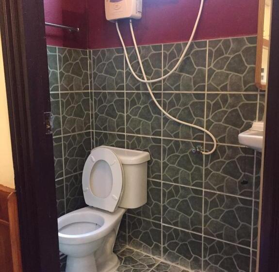Номер Стандарт Трехместный, Coco S Guesthouse