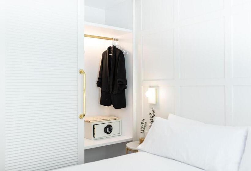 اتاق استاندارد با تخت بزرگ, Room Mate Cosmo - City Centre, Valencia
