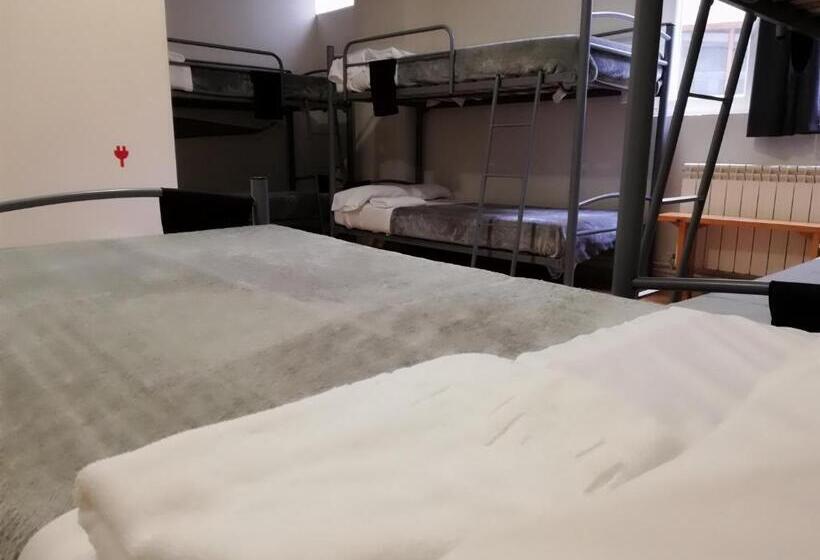 Семейный Номер Superior, Alma Del Camino   Rooms & Albergue   Hostel
