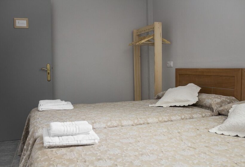 Номер Стандарт, Pension Casa Maruja