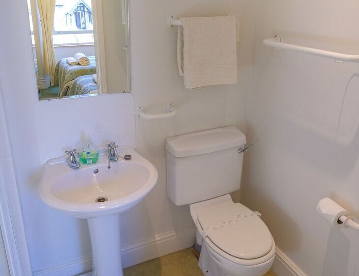 Номер Стандарт, Somerset House B&b