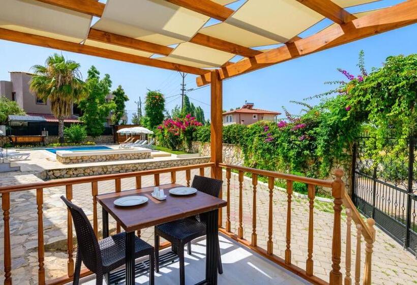 Бунгало Стандарт Вид на Сад, Anatolian Apartments