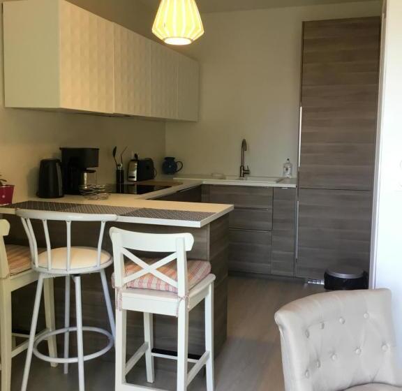 Апартаменты 1 Спальня Нижний Этаж, Chambres D Hôte ô Bois Plage