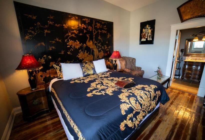 プレミアムルーム, Oakpak Inns   Enjoy All Inclusive Snack Beverages Wine & Beer During The Stay