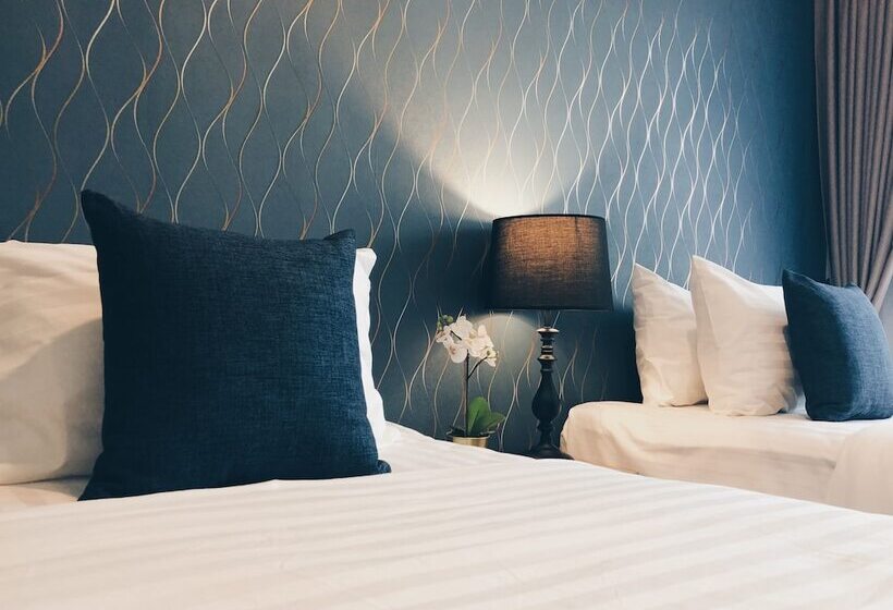 Номер Deluxe, The Tamnan Pattaya Hotel & Resort