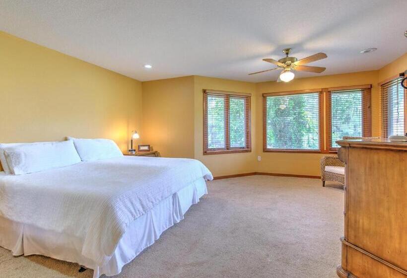 Люкс 2 Спальни, Riverbend Retreat   Fla